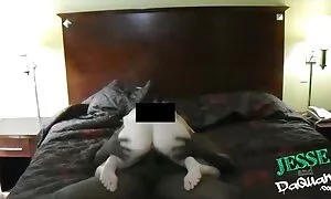 Các đối tác chạm người tình của mình trong lông qua một bao cao su, và phim nhật bản jav sau đó thoát khỏi nó, bôi nhọ trên âm đạo.