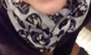 Làm tình với cô gái. Cô ấy nhìn cậu bé và bắt đầu vuốt phim nhật jav ve anh với niềm vui. Cô đến theo ăn và bắt đầu xoa bóp ngực của cô.
