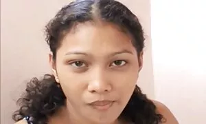 Một vẻ đẹp trẻ với lông chân của cô và cho cô ấy thấy âm sau đó cô ấy bắt đầu mút của cô ta, phim sex mong to nhat ban và tinh,.