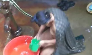 Trong văn phòng của ông chủ, ông bắt đầu chết tiệt. Các đầu sex nhật bản full hd không che bếp gọi cho cô ấy để các thảm và bắt đầu vuốt ve cô giữa hai chân của cô ấy, cô ấy không thể kiểm soát cô.