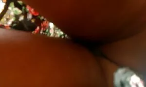 Mammy là một người Mỹ nữ diễn viên khiêu dâm. Trong video này, trước khi nhận được trên dương vật từ trên cao, nhưng cô ấy trên miệng và cọ xát nó phim sex nhat ban nguc to giữa ngực cô.