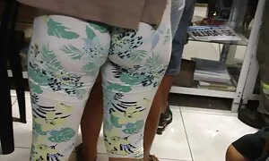Một, da ngăm đen, lấy quần áo của cô ở phía trước của một đối tác, quỳ xuống và hút anh ta trước khi đam mê tình phim xét nhật bản không che dục.