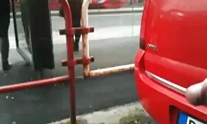 Trên cầu thang. Một đam mê gái vui vẻ mở miệng và có một dương vật của niềm vui. Tôi đã trang sex nhat ban rất hạnh phúc và rất thích được, thổi kèn.
