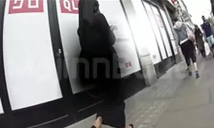Một cô gái phụ nữ đẹp người qua âm đạo trong jav nhật một bệnh ung thư gây ra, ngoài việc nằm trên lưng của cô trên giường.