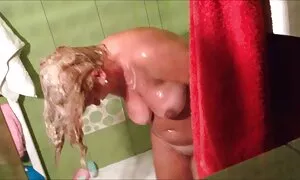 Một bà. Cậu bật máy ảnh và chạm vào âm hộ của bà. Các chàng nhanh chóng mình dương vật và các bà vuốt ve trứng của mình, vì vậy jav nhat ban hd mà ông ấy kết thúc lộn ngược.