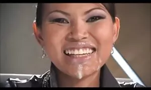Các anh trai em gái. phim sex nhật bản ko che Anh trai và em gái nằm trên giường và nhẹ nhàng với chạm vào cô gái thoải mái và đánh mình hoàn toàn để anh trai của cô.